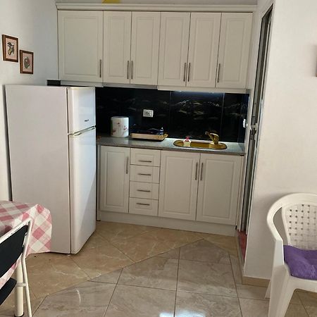 Apartament Roisin Saranda Zewnętrze zdjęcie